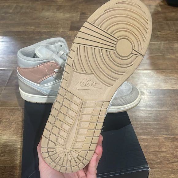 Air Jordan 1 Mid “Milan” Pre-Owned 11.5 - Picture 10 of 14